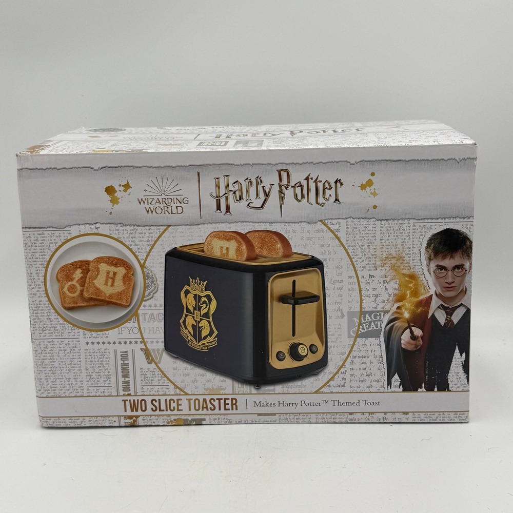 Harry Potter Two Slice Toaster Wizarding World Black Gold WBH-26TS New